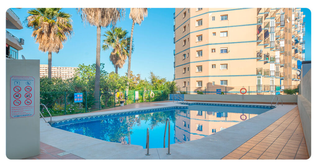 piscine-appartement-achete-malaga-benalmadena.jpg